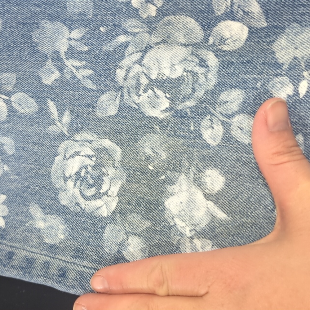 Levi's Blue Floral Jeans - Picture 14 of 16
